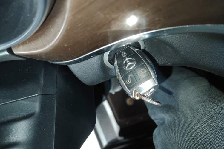 Used Mercedes-Benz V-Class 2021 V 260 L Long-wheelbase Luxury Edition
