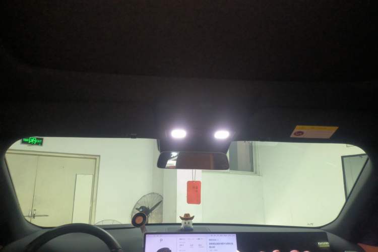 Used Li Auto L8 2024 Pro Model
