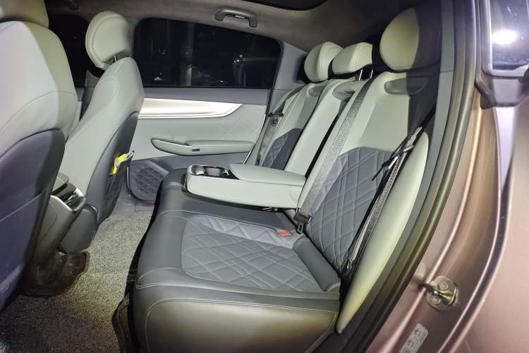 Used  A07 2024 All-Electric "True Fragrance" Edition 710 Flagship Model