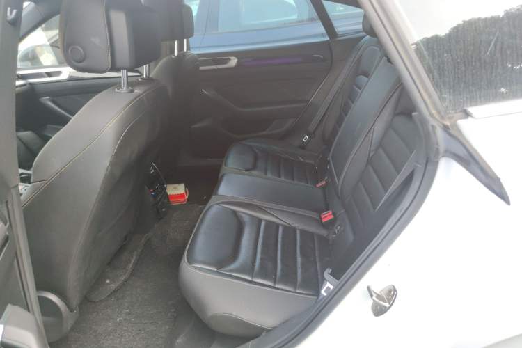 Used Volkswagen FAW-Volkswagen CC 2023 380TSI Striking Edition