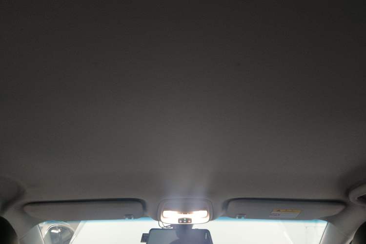 Used Buick Velite 6 2023 430km Range Commuter Version
