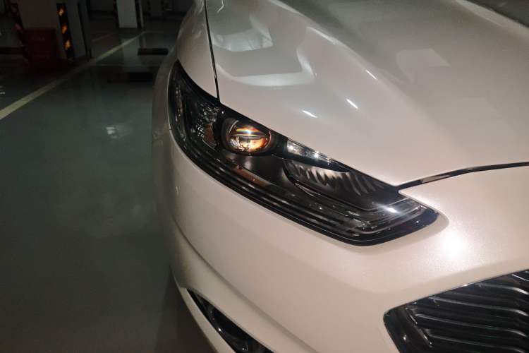 Used Ford Mondeo 2013 2.0L GTDi 200 Luxury Model