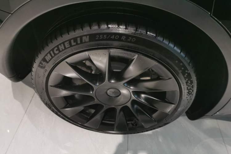 Used Tesla Model Y 2022 Revised Version Long-Range All-Wheel Drive
