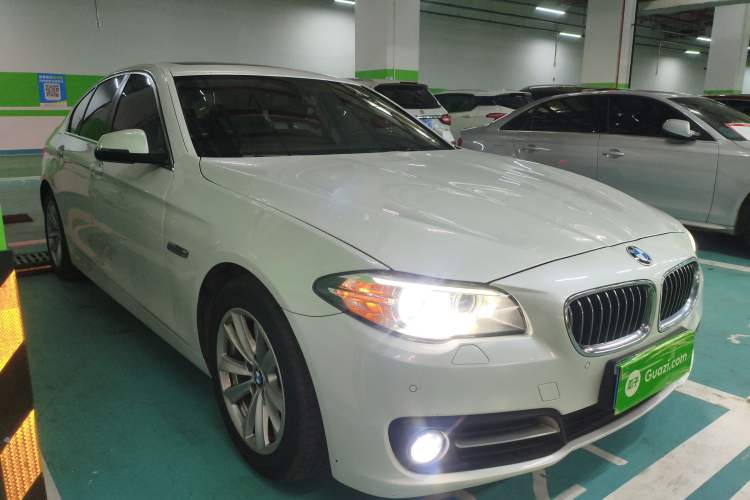 Used BMW 5 Series 2015 520i Elegant Edition
