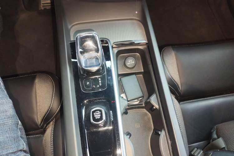 Used Volvo S60 2022 B4 Zhiyuan Sport Edition
