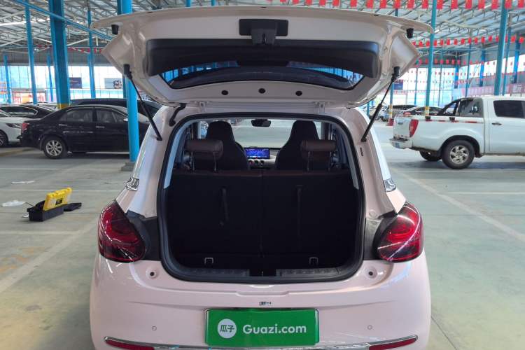 Used Wuling Bingo 2023 410 km Lingxi Deluxe Edition
