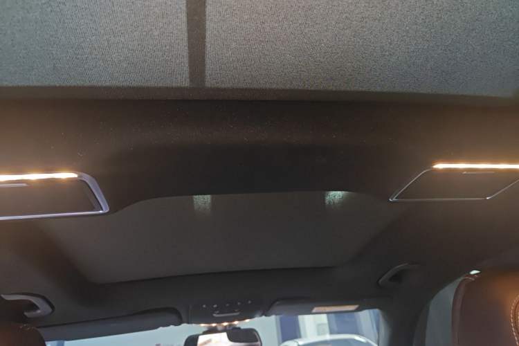 Used Mercedes-Benz GLC 2019 GLC 200 L 4MATIC
