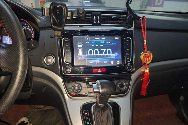 Used Haval H6 2015 Sport Edition 1.5T Automatic Two-Wheel Drive Luxury Model