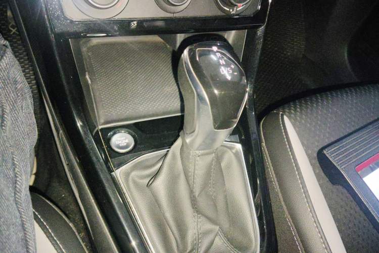 Used Volkswagen Tacqua 2021 200TSI DSG JoyConnect Edition
