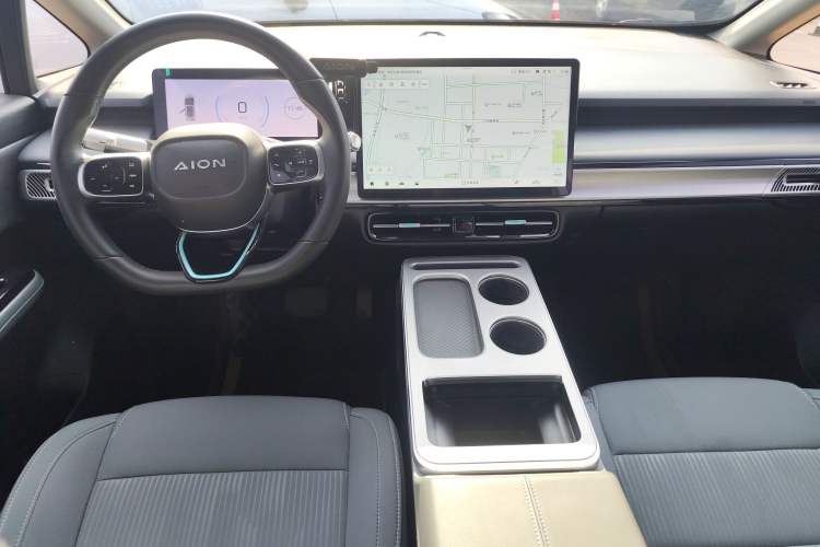 Used AION Y 2023 Younger
