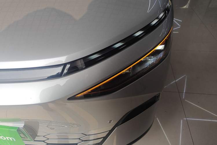 Used XPeng X9 2024 640 All-Wheel Drive High-Performance Max
