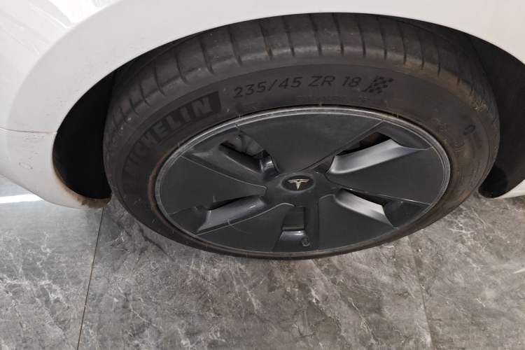 Used Tesla Model 3 2022 Rear-Wheel-Drive Version
