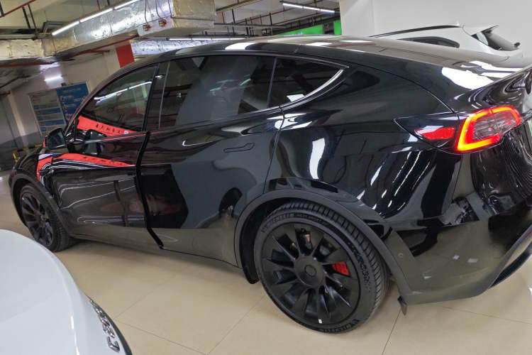 Used Tesla Model Y 2021 Standard Range Rear-Wheel Drive Version
