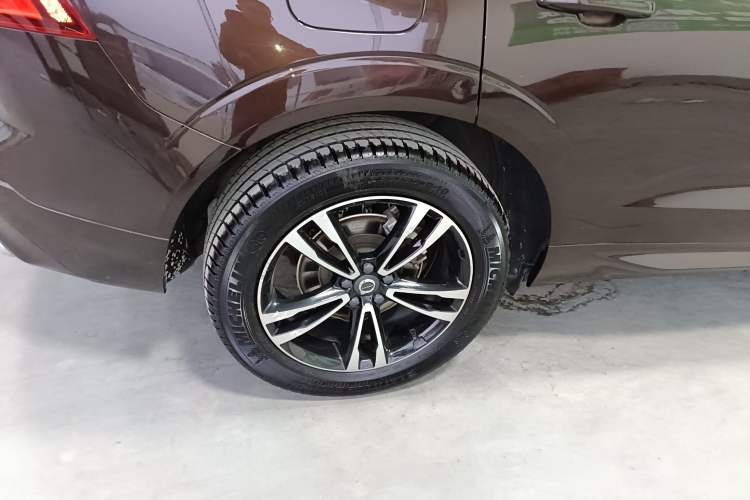 Used Volvo XC60 2019 T5 4x4 Smart Edition China V Standard
