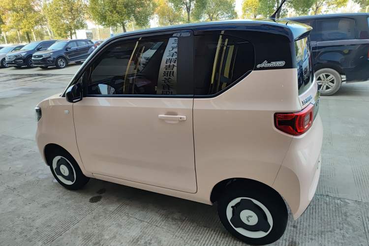Used Wuling Hongguang MINIEV 2022 Macaron Premium Model – Lithium Iron Phosphate
