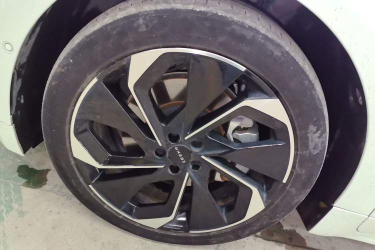 Used Zeekr 001 2022 Long-Range Dual-Motor WE Edition
