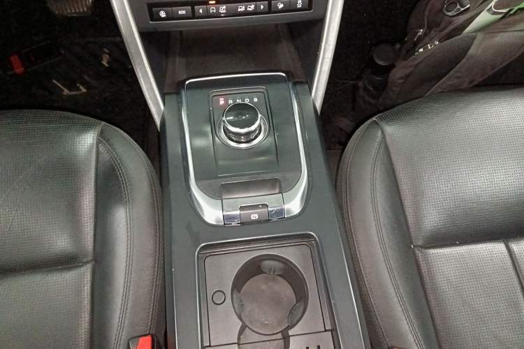 Used Land Rover Discovery Sport 2018 240 PS SE Version
