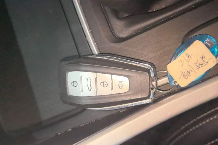 Used Geely Auto Vision X6 2020 1.4T CVT Luxury Edition
