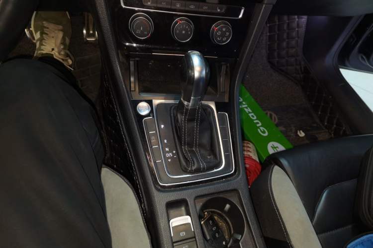 Used Volkswagen Golf 2020 Charming Edition 280TSI DSG R-Line