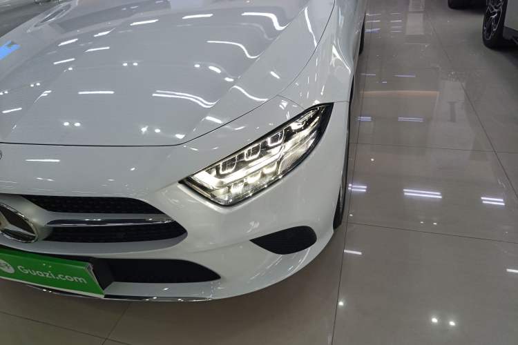 Used Mercedes-Benz CLS 2018 CLS 300 Dynamic Edition
