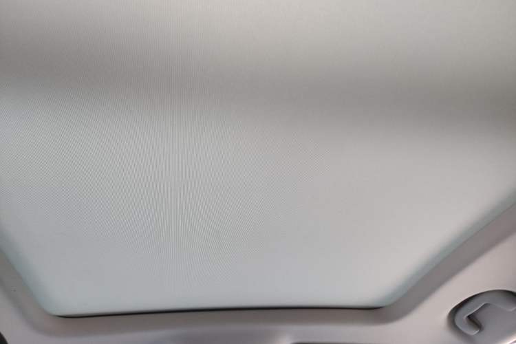 Used Roewe RX5 2023 PLUS 330TGI Automatic Trendsetting Smart Edition
