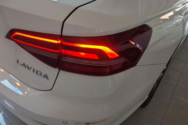 Used Volkswagen Lavida 2022 1.5L Automatic Comfort Edition
