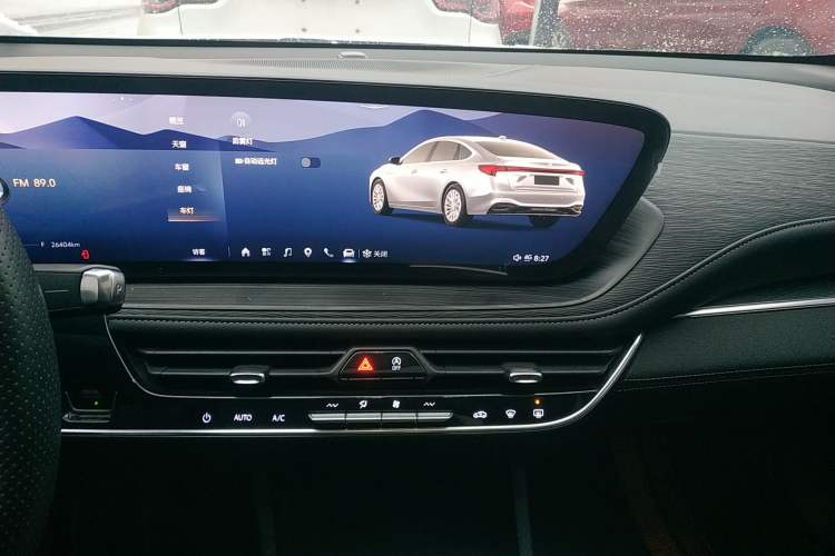 Used Buick LaCrosse 2023 28T Prestige Edition