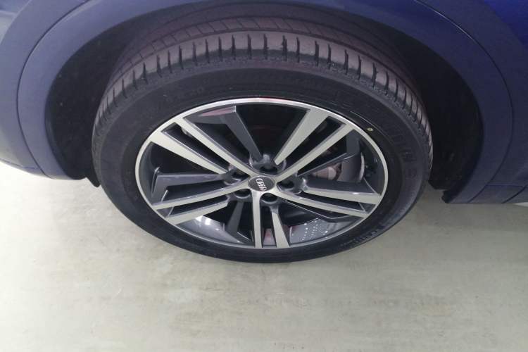 Used Audi Q5L 2020 Revised 40 TFSI Prestige Edition
