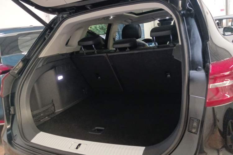 Used Hongqi HS5 2019 2.0T Smart Connect Flagship All-Wheel-Drive Version
