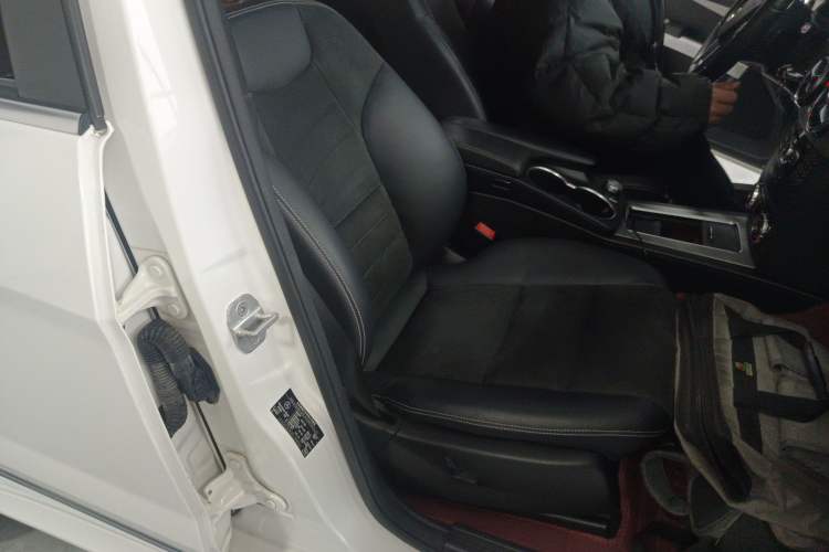 Used Mercedes-Benz GLK-Class 2014 GLK 200 Standard Model
