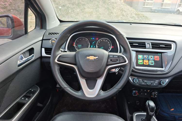 Used Chevrolet Lova RV 2016 1.5L Automatic FunDrive Edition
