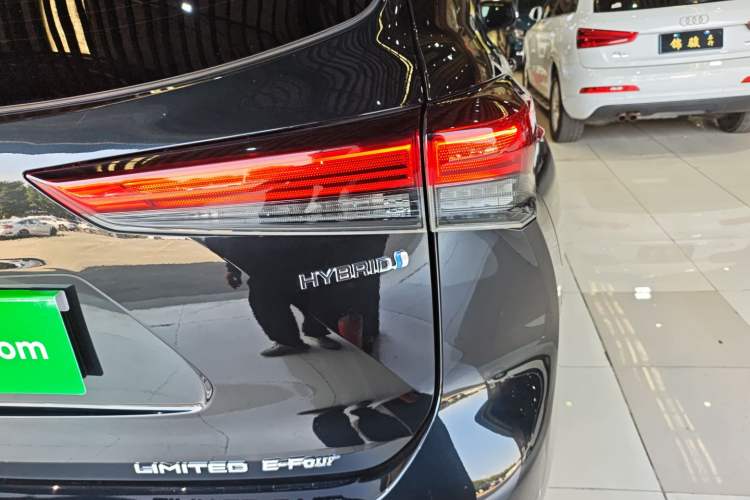 Used Toyota Crown Kluger 2022 2.5L HEV Four-Wheel Drive Flagship Edition
