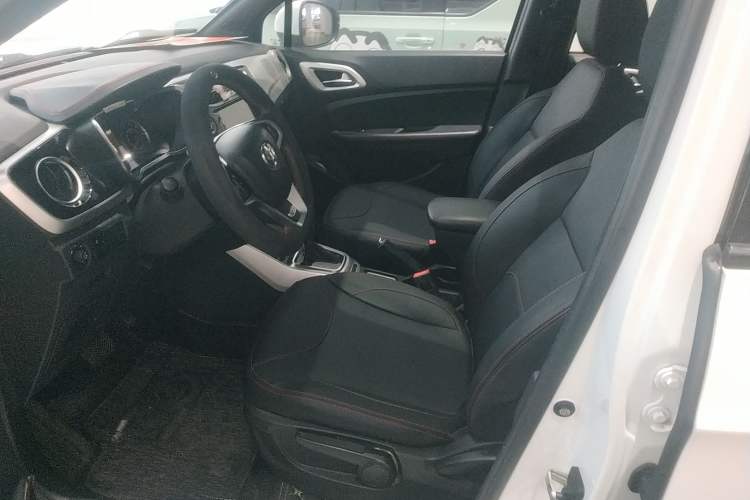 Used Brilliance V3 2015 1.5T Automatic Flagship Model
