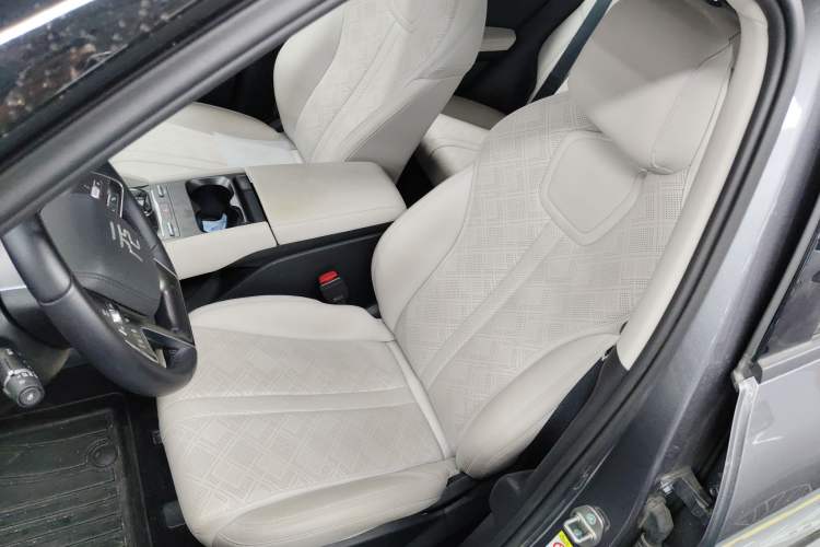 Used BYD Yuan UP 2024 401KM Beyond Edition