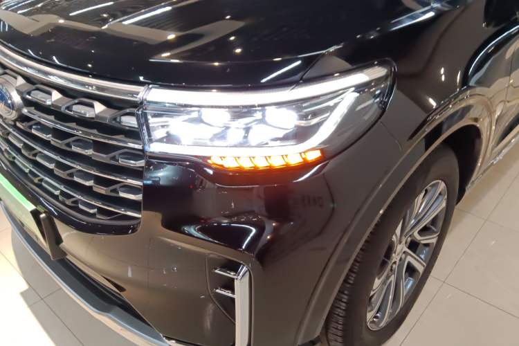 Used Ford Explorer 2023 EcoBoost 285 4x4 Trend Plus Edition 6 Seats
