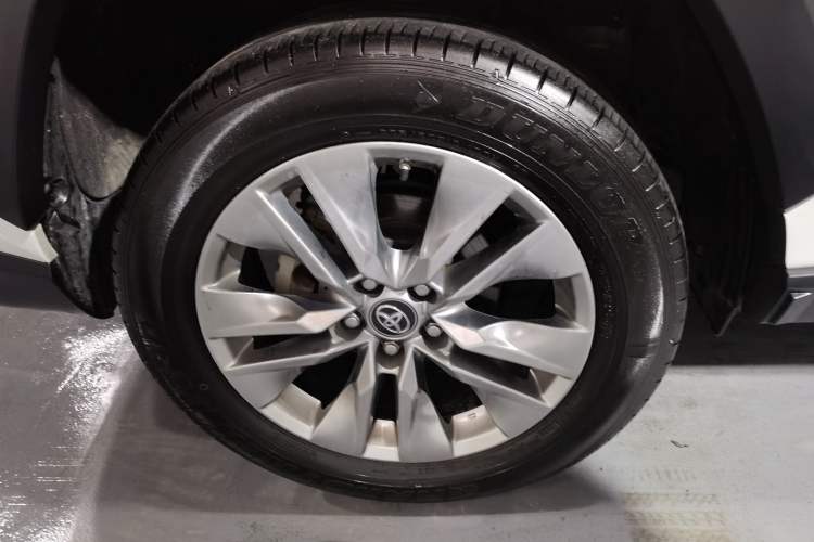 Used Toyota Wildlander 2020 2.0L CVT 4x4 Luxury Edition
