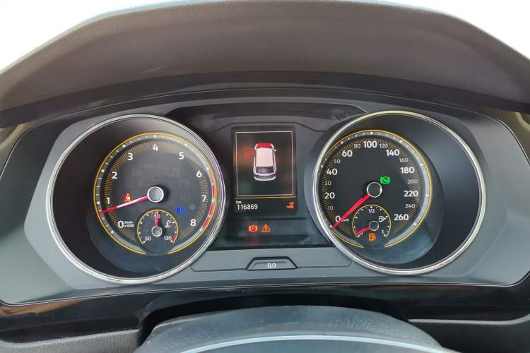 Used Volkswagen Tiguan L 2019 Updated Version 330TSI Automatic Two-Wheel Drive Panoramic Comfort Edition China VI Standard
