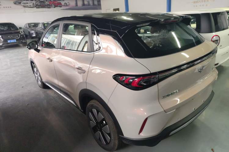 Used Wuling Bingo S 2025 Model 325km Deluxe Edition