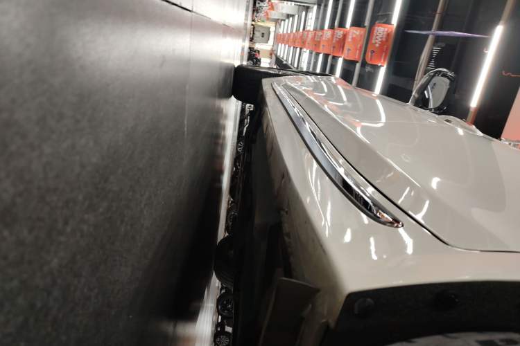 Used Infiniti Q50L 2018 2.0T Enjoyment Version China VI Standard
