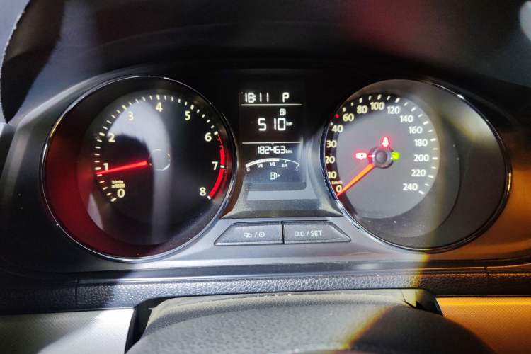 Used Volkswagen Lavida 2015 1.6L Automatic Comfort Edition