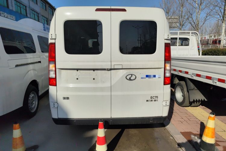 Used Ruichi EC75 2025 Model Passenger Vehicle Smart Driving Edition Pioneer I 41.5 kWh