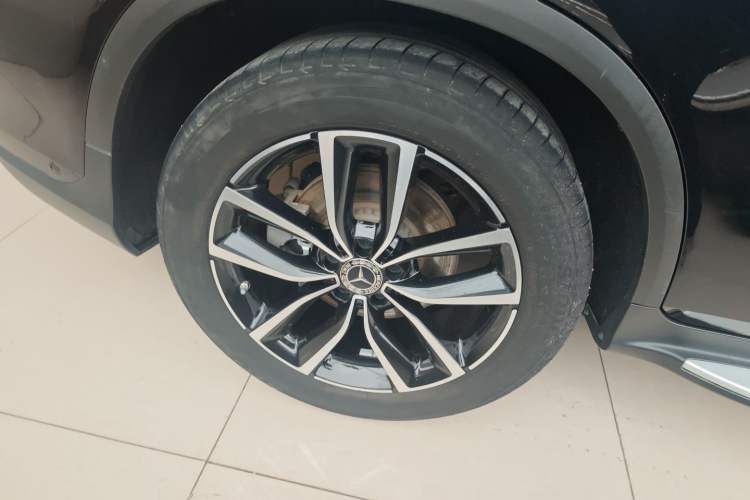 Used Mercedes-Benz GLC 2021 GLC 300 L 4MATIC Dynamic Model