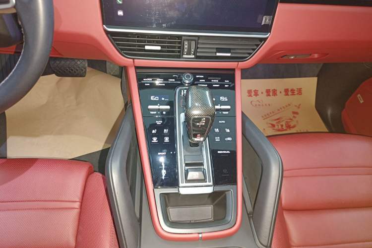 Used Porsche Cayenne 2023 Cayenne 3.0T Platinum Edition
