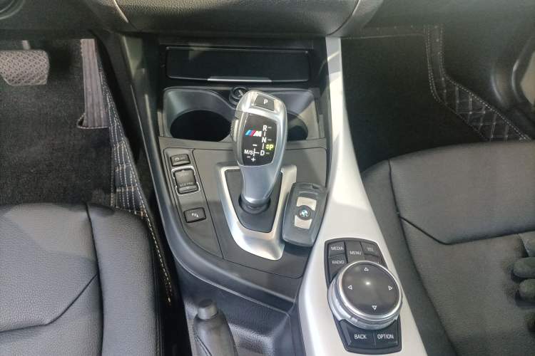 Used BMW 2 Series 2015 218i Convertible Coupe
