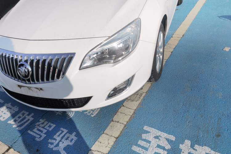 Used Buick GT 2013 XT 1.6L Automatic Fashion Edition