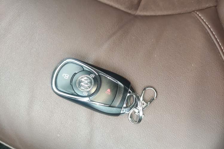 Used Buick Envision 2016 20T Two-Wheel-Drive Elite Model
