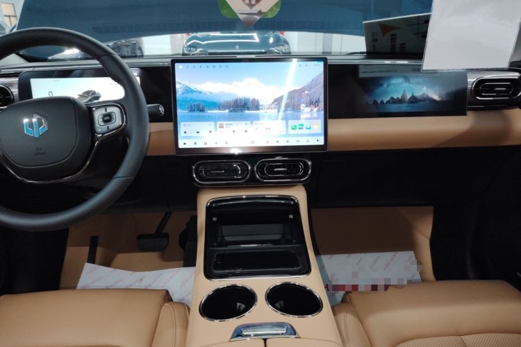 Used Leapmotor C11 2024 Range-Extended 300 Luxury Edition
