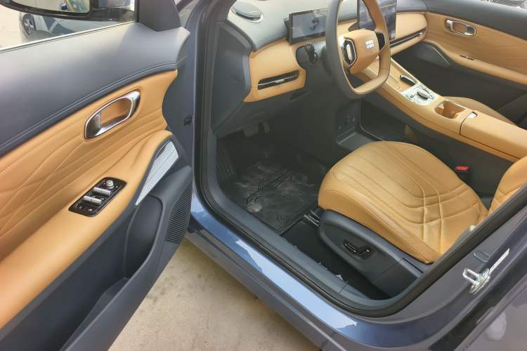 Used  Galaxy Xingjian 7 EM-i 2025 120km Flagship Edition
