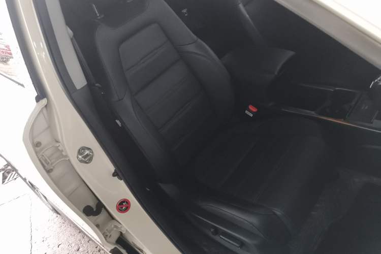 Used Honda CR-V 2019 Brilliant Edition Plus 240TURBO CVT Two-Wheel Drive Fashion Version China VI Emission Standard