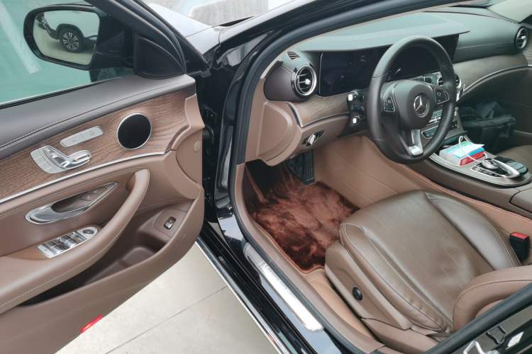 Used Mercedes-Benz E-Class 2018 Facelifted E 300 L Stylish Version
